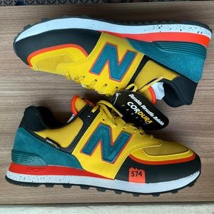 New Balance 574T All Terrain M9.5 Harvest Gold Blaze Cordura NWT